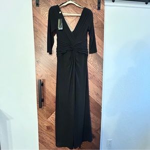 NWT never worn V-neck Tadashi floor-length black formal wedding guest dress